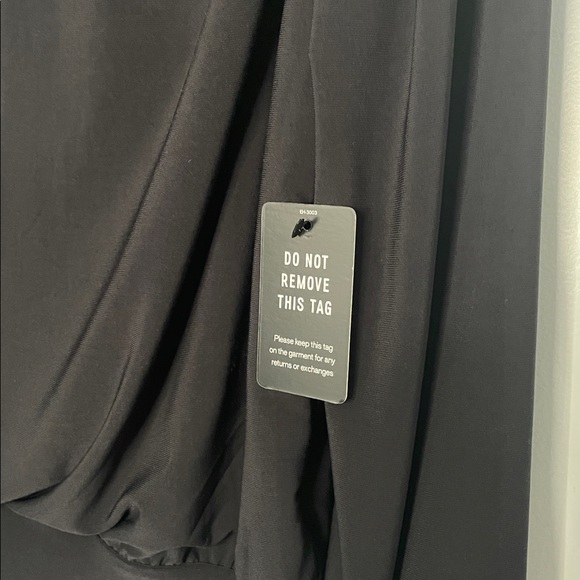 Elegant Black Long Sleeve Bodysuit - Picture 2 of 3